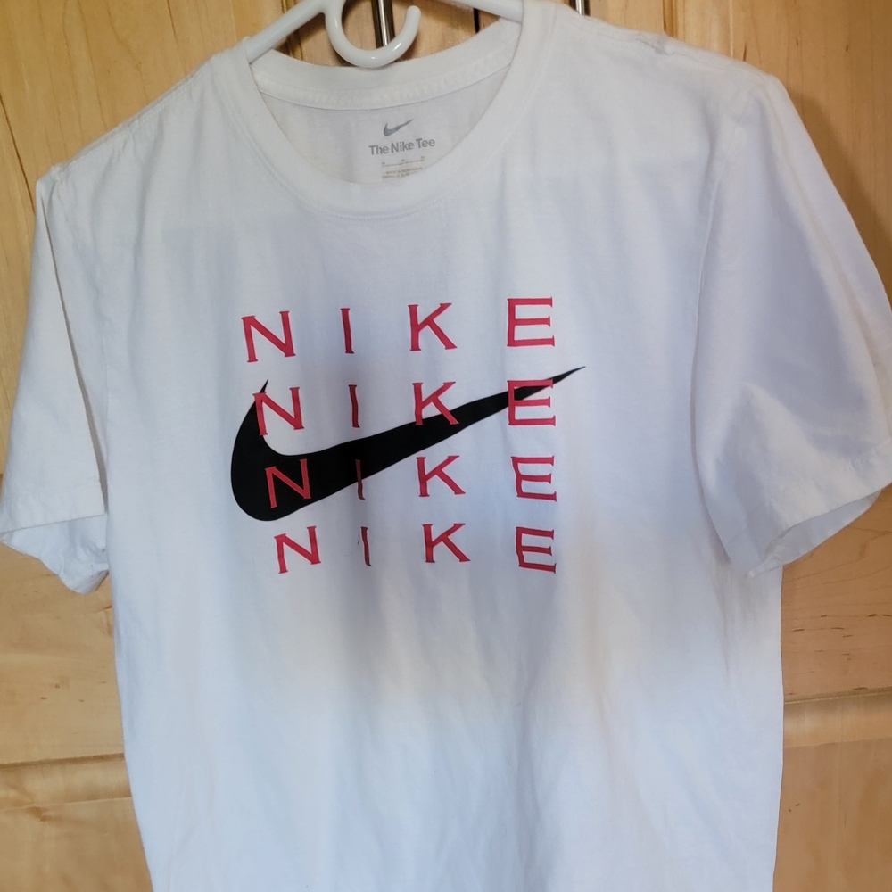 Men's Nike T-shirt